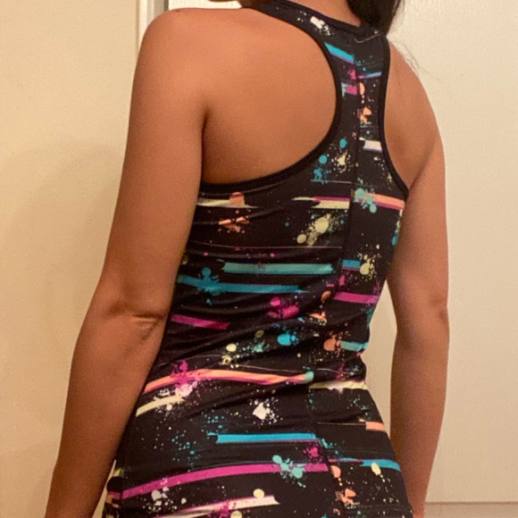 Fila top - Picture 2 of 2